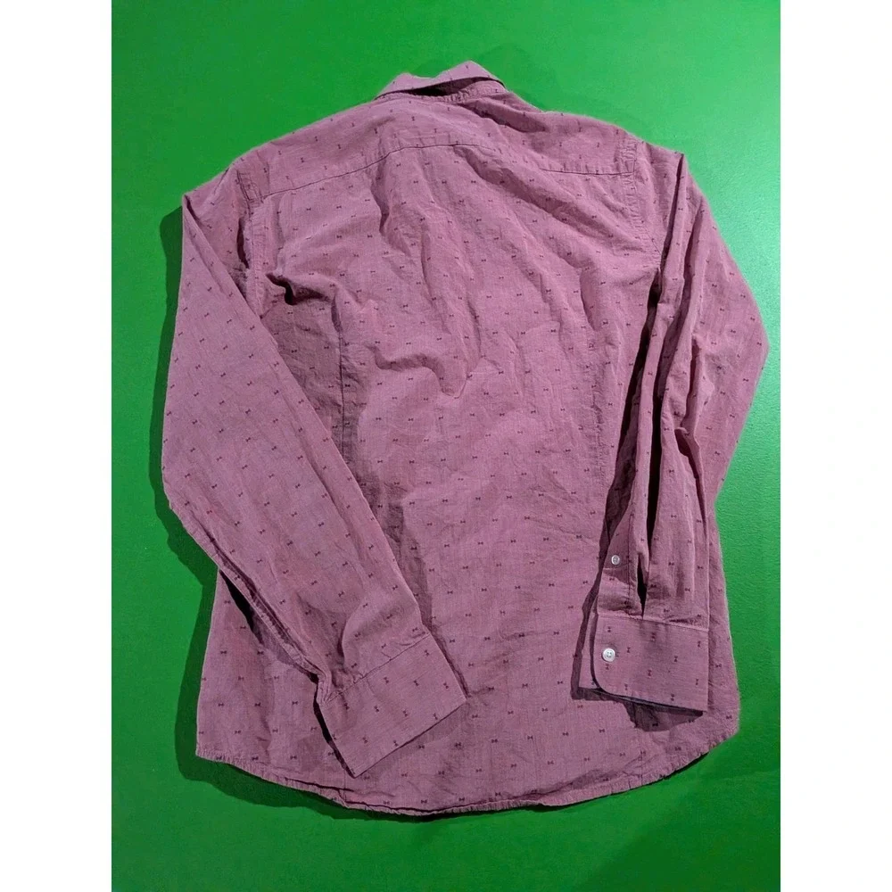 Banana Republic Soft Wash Slim Fit‎ Button Shirt Red Textured Medium